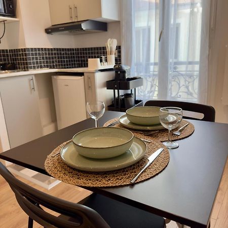 Superb And Elegant Apartment In Paris' Heart Екстериор снимка