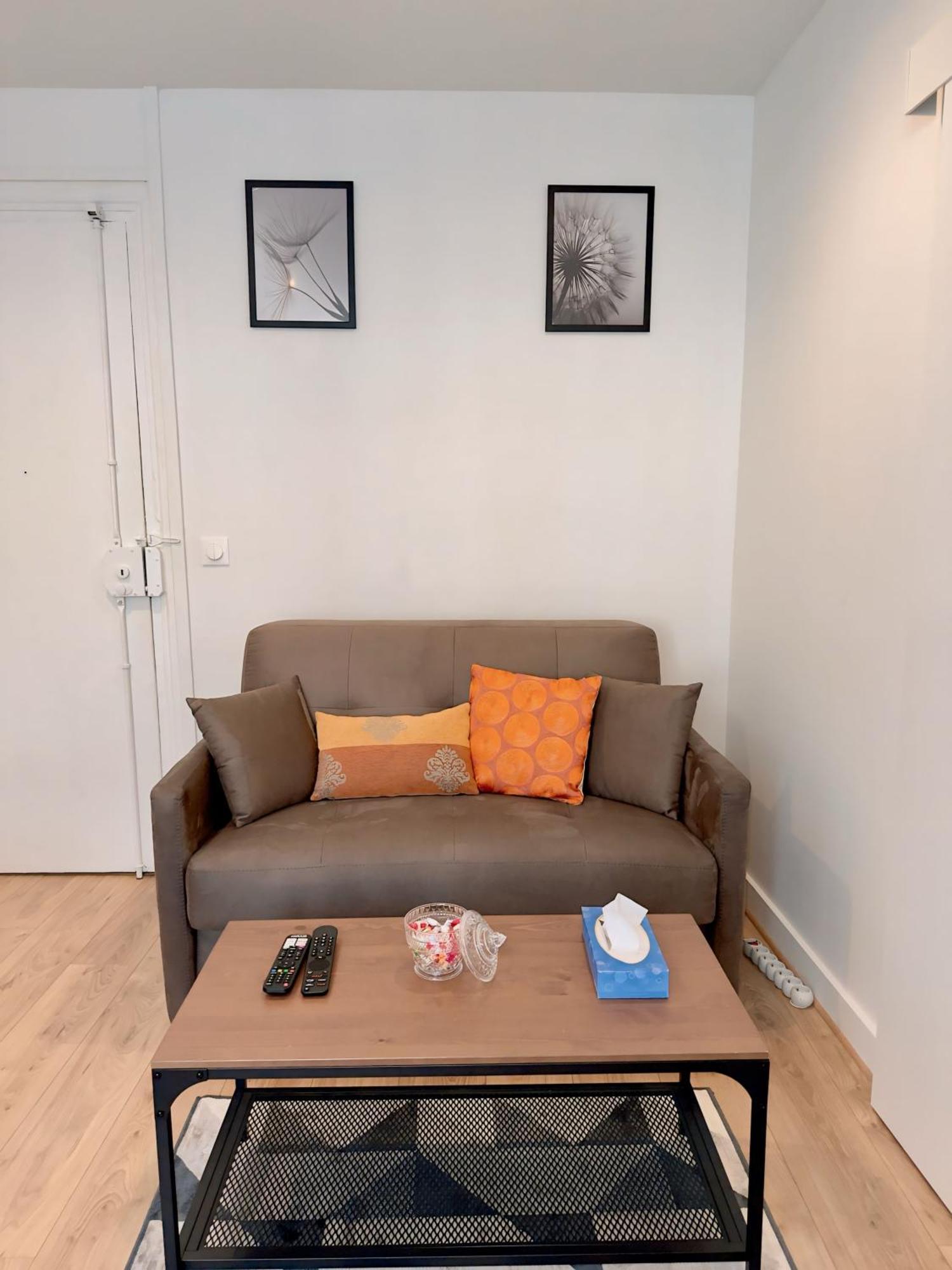 Superb And Elegant Apartment In Paris' Heart Екстериор снимка